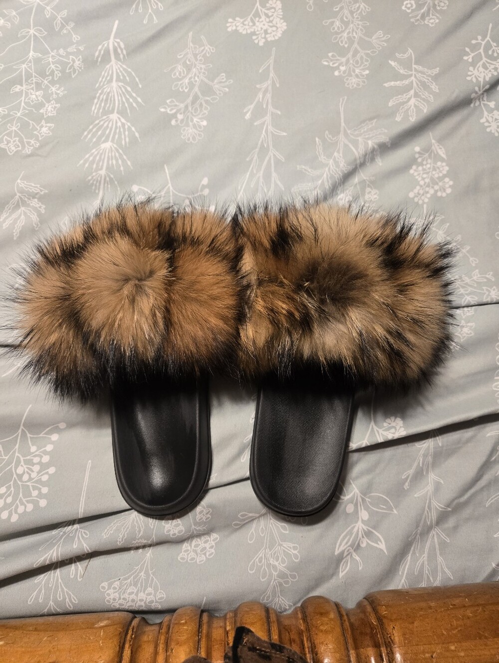 Boutique Faux Fur Slide Sandals in Brown Leopard